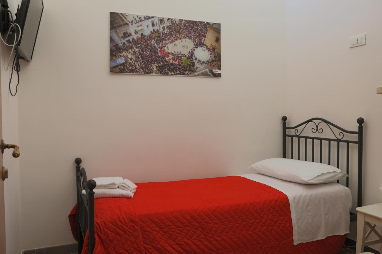 カロヴィーニョ Bed&Bread Piazza 'Nzegna Bed & Breakfast エクステリア 写真