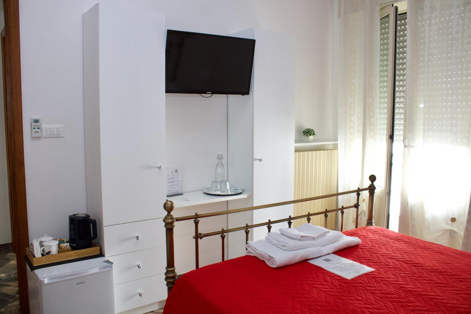 カロヴィーニョ Bed&Bread Piazza 'Nzegna Bed & Breakfast エクステリア 写真